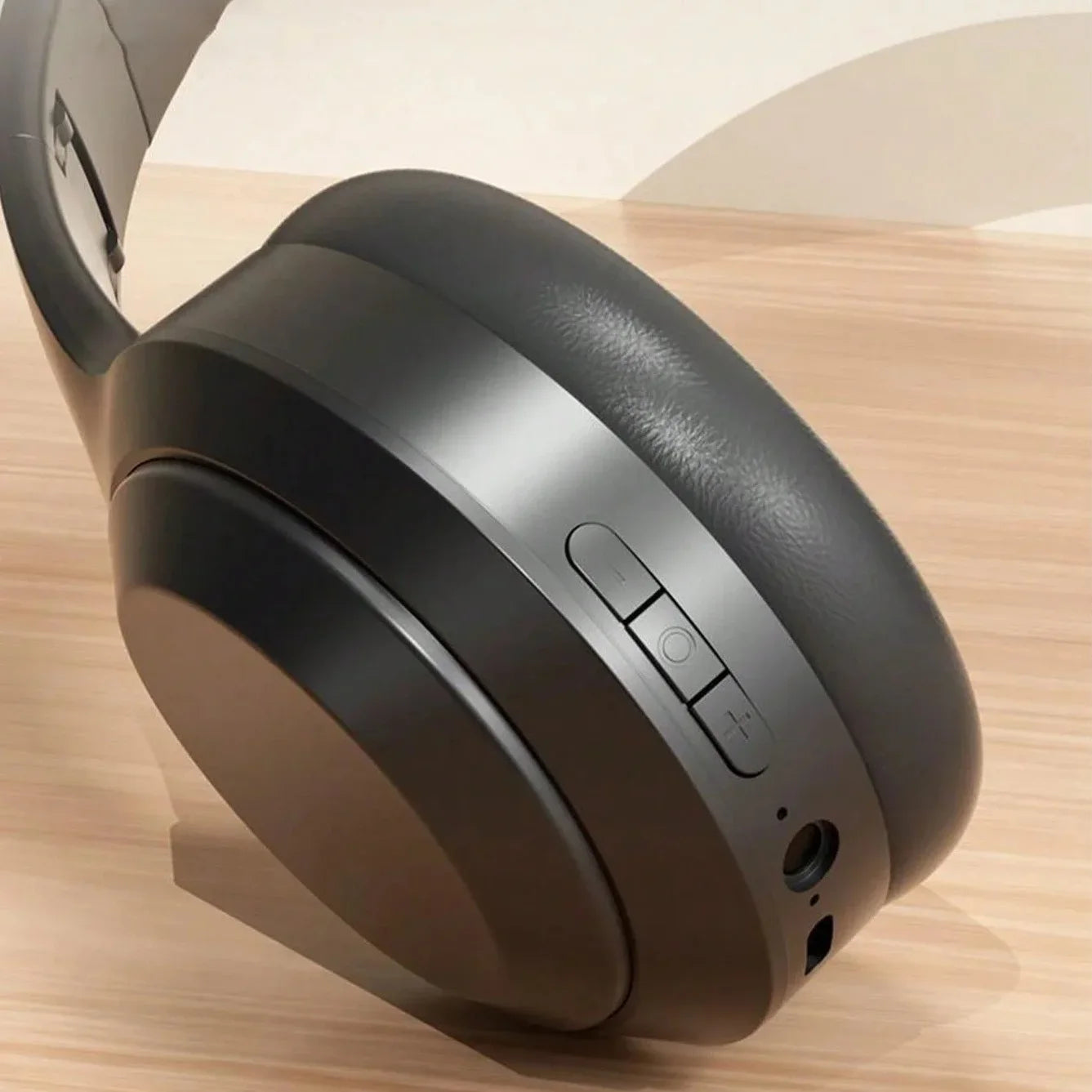 M5 Long-Range Wireless Gaming Headphones